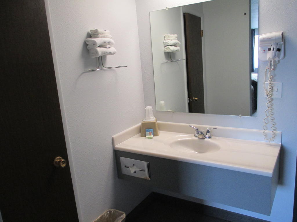 Americas Best Value Inn Billings Rom bilde
